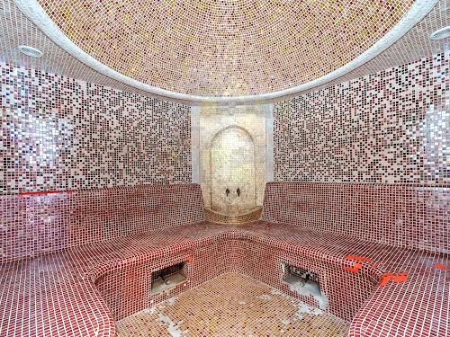 комерційна за адресою Петра Калнишевського вул. (Михайла Майорова), 7
