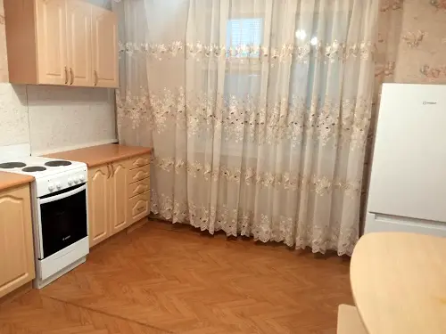 квартира за адресою Лариси Руденко вул., 10-Г