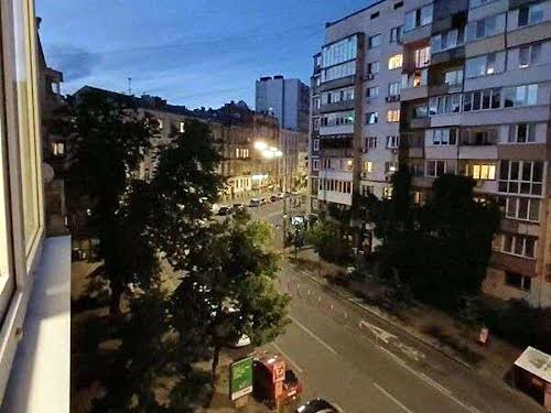 квартира за адресою Шота Руставелі вул., 26