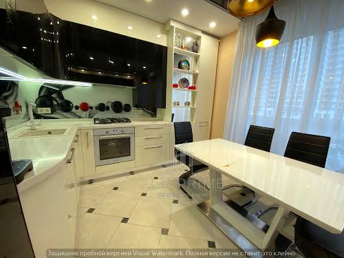 квартира за адресою Практична вул., 8