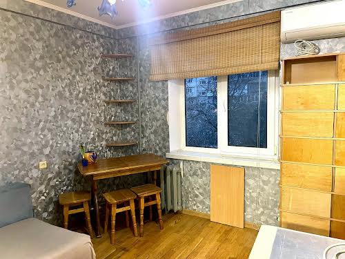 квартира за адресою Зодчих вул., 38