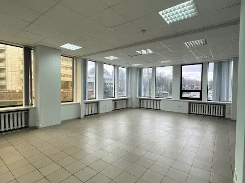комерційна за адресою Митрополита Василя Липківського вул. (Урицького), 45