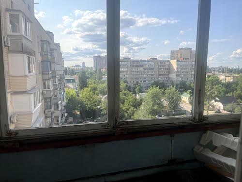 квартира за адресою Хорольська вул., 10