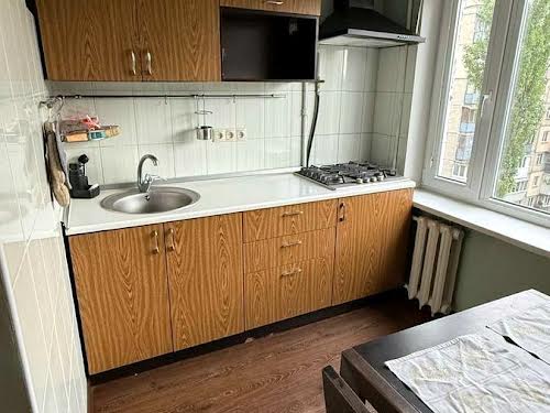 квартира за адресою Леся Курбаса просп., 4