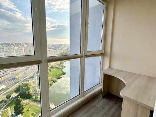 квартира за адресою Ревуцького вул., 40-Г