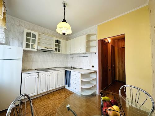 квартира за адресою Мішуги, 3