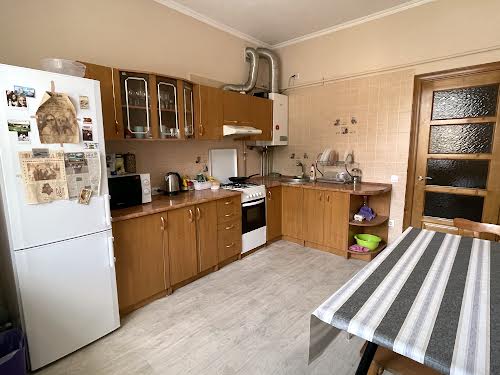 квартира за адресою Джерельна вул., 34