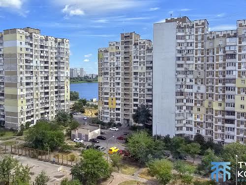 квартира за адресою Вишняківська вул., 8