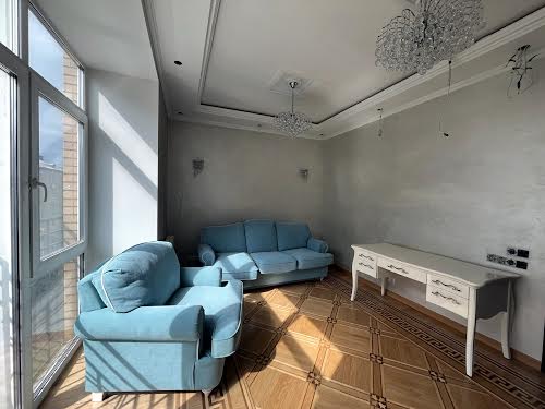 квартира за адресою Почайнинська вул., 70