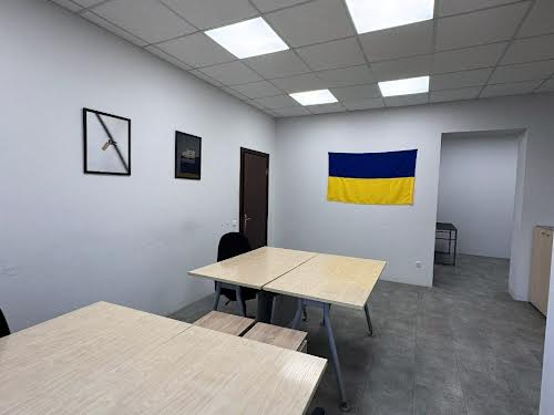коммерческая по адресу Леси Украинки бульв., 6