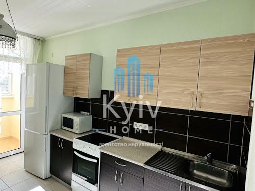 квартира за адресою Сім'ї Кульженків вул. (Петра Дегтяренка), 35