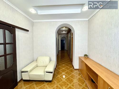квартира по адресу Владимира Ивасюка просп. (Героїв Сталінграду), 8