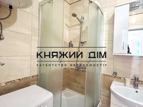 квартира за адресою Феодосійська вул., 3-В