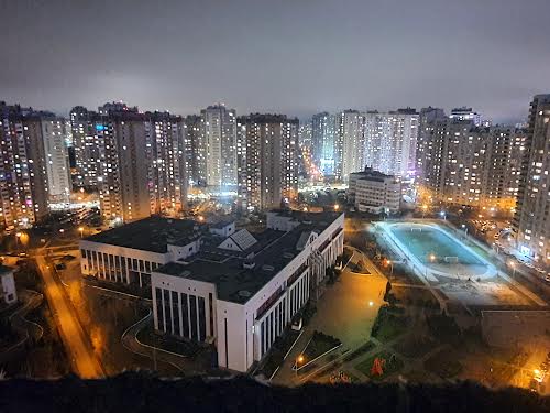 квартира за адресою Дніпровська набережна вул., 19-А