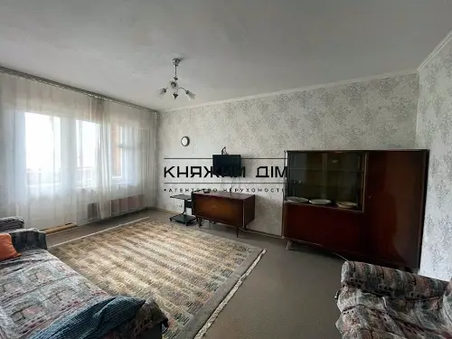 квартира за адресою Ревуцького вул., 18-А