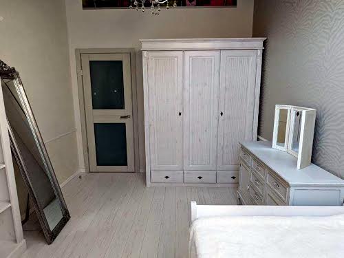 квартира за адресою Регенераторна вул., 4