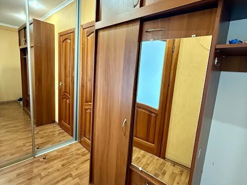 квартира по адресу Верховинная ул., 35