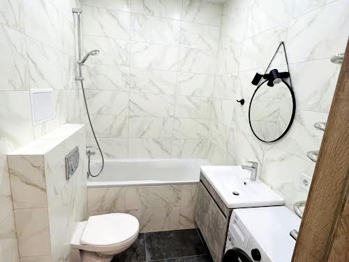 квартира за адресою Корольова вул., 4