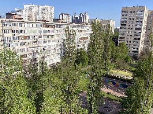 квартира по адресу Флоренции ул., 12-А