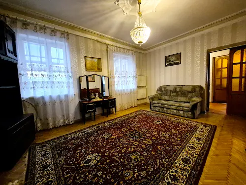 дом по адресу Дмитра Дорошенка ул. (Чигоріна)