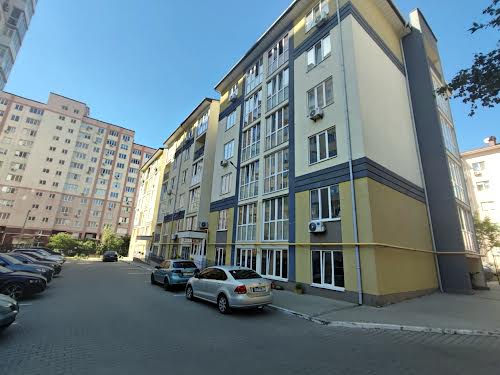 квартира по адресу Академика Амосова ул., 12