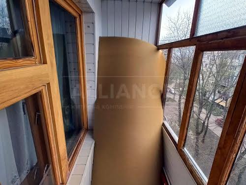 квартира за адресою Василя Симоненка вул., 20