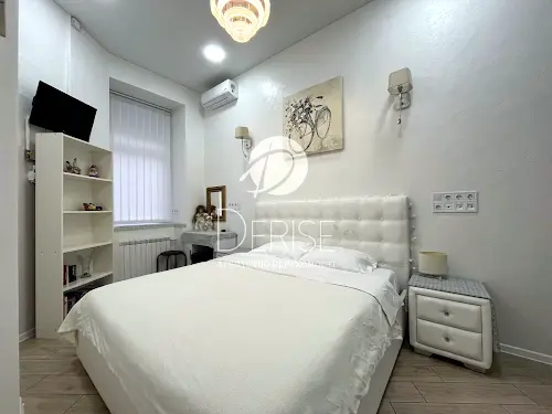 квартира за адресою Київ, Мала Житомирська вул., 5