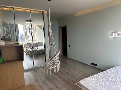 квартира за адресою Панаса Мирного вул., 28