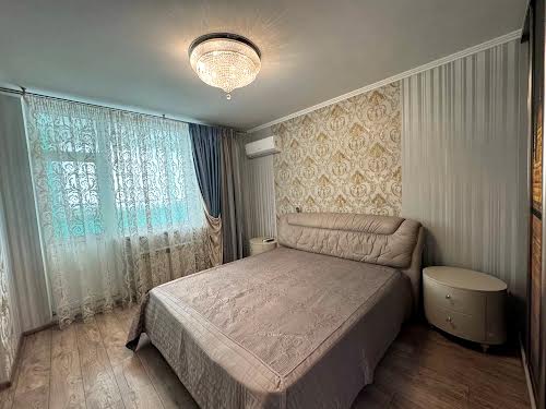 квартира за адресою Бориса Гмирі вул., 4