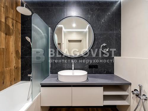 квартира за адресою Олександра Олеся вул., 7