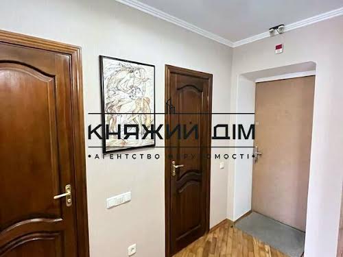 квартира за адресою Драгоманова вул., 44А