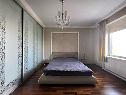 квартира по адресу Евгения Коновальца ул. (Щорса), 32-Б