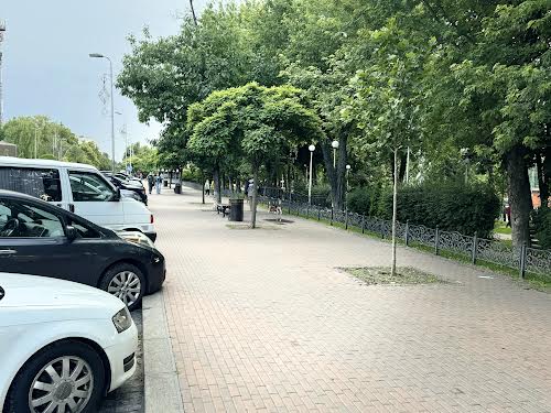 квартира за адресою Європейська вул. (Жовтнева), 31-А