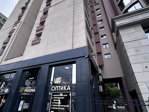 квартира за адресою Антоновича, 122