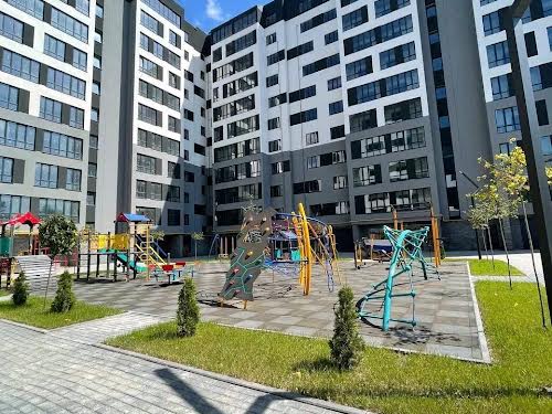 квартира за адресою Озерна вул., 16Б