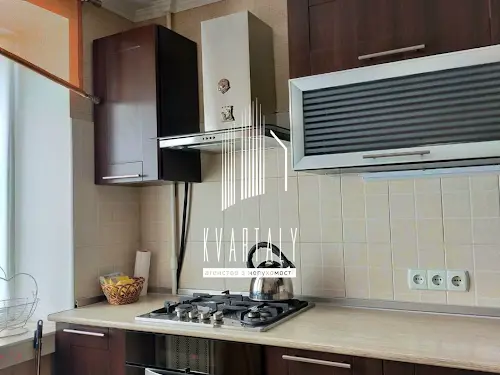 квартира за адресою Стратегічне шосе (Науки), 15