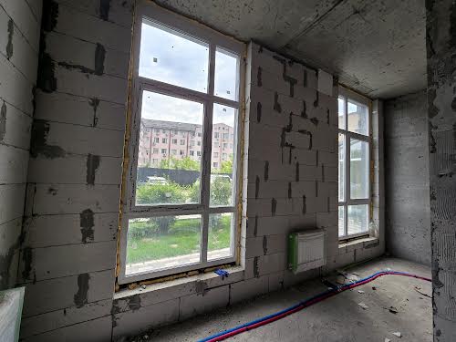 комерційна за адресою Академіка Заболотного вул., 148Б