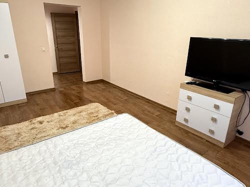 квартира по адресу Ревуцкого ул., 54-А