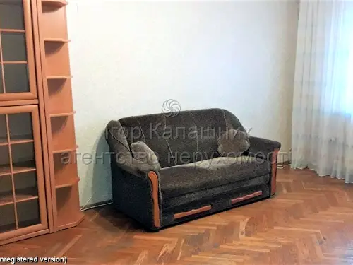 квартира за адресою Ревуцького вул., 42-Б