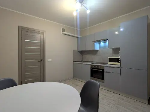 квартира за адресою Ревуцького вул., 42 Б