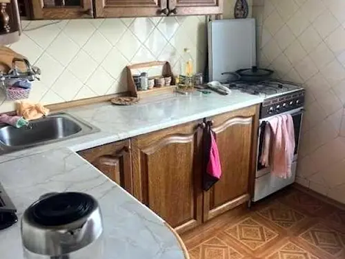 квартира за адресою Квітневий пров., 7