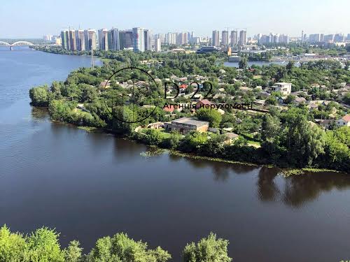 квартира за адресою Київ, Зарічна вул., 8