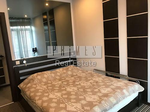 квартира за адресою Регенераторна вул., 4