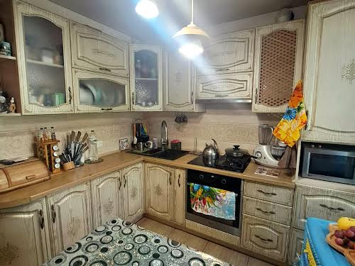 квартира по адресу вул. Прикордонна, 80