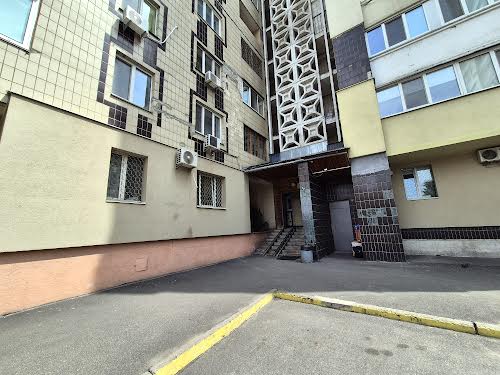 квартира за адресою Вахтанга Кікабідзе вул. (Булгакова), 18