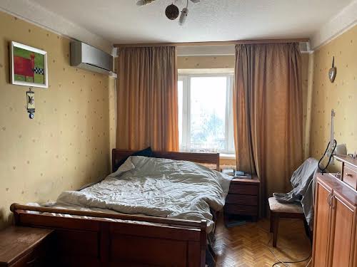 квартира по адресу Ореста Левицкого ул. (Академіка Курчатова), 25/37