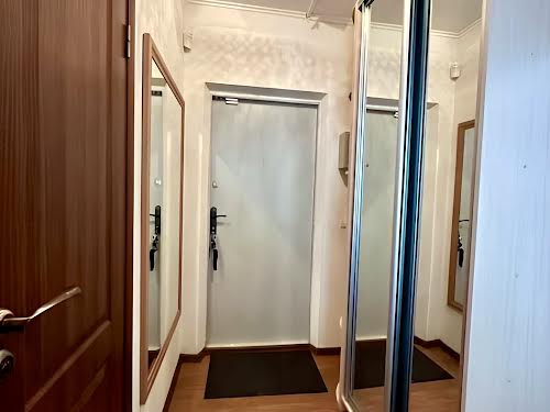квартира за адресою Софії Русової вул., 7