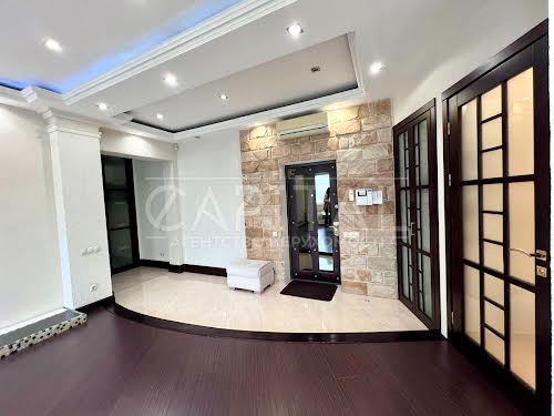 квартира за адресою Шота Руставелі вул., 44