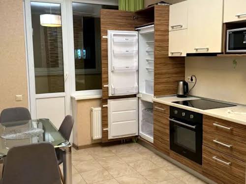 квартира за адресою Драгоманова вул., 6/1