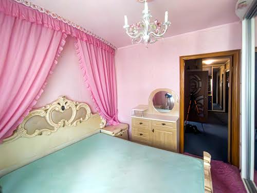 квартира за адресою Київ, Червоної калини, 65